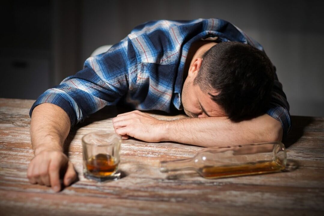 alcoólatra como parar de beber